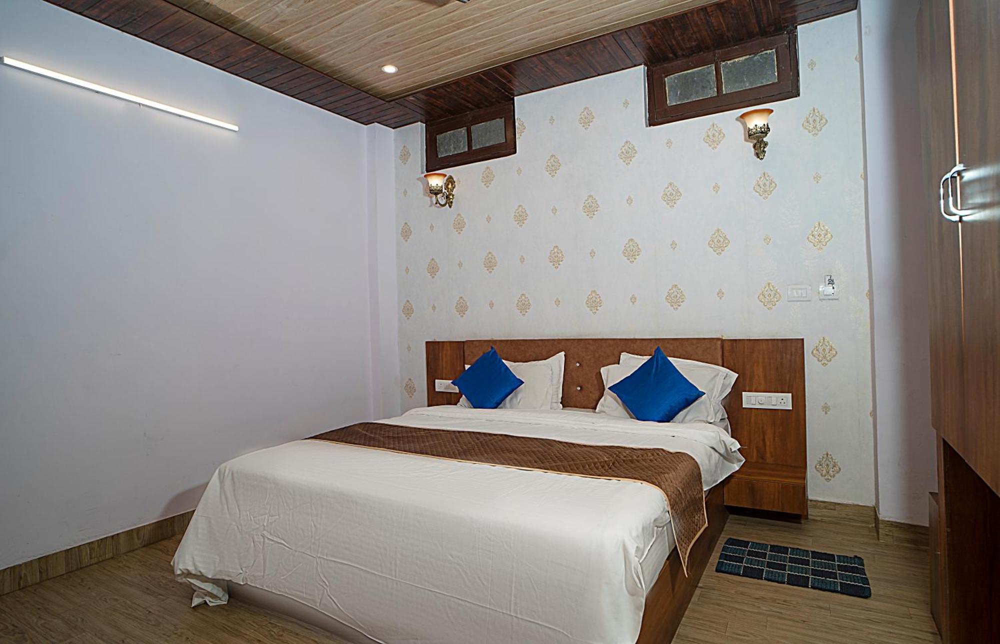 Devdarshan Hotel & Restaurant Udaipur Exterior photo